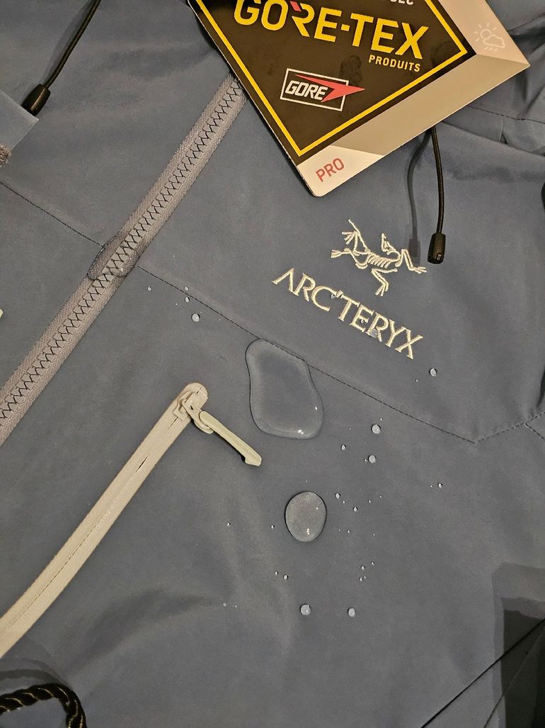 Used Arc’teryx Veste imperméable GORE-TEX Pro bike — image 4 of 7