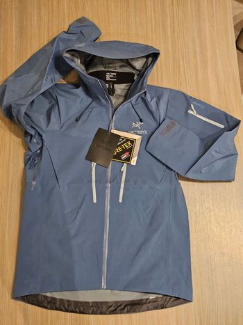 Used Arc’teryx Veste imperméable GORE-TEX Pro bike
