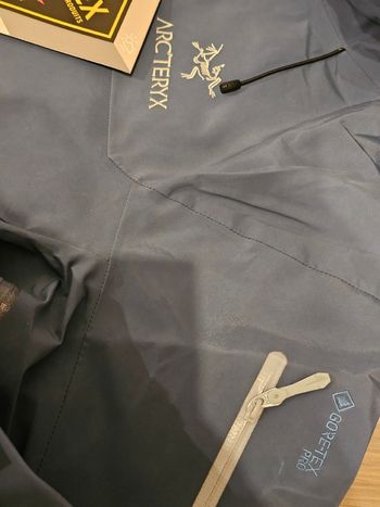 Used Arc’teryx Veste imperméable GORE-TEX Pro bike — image 2 of 7