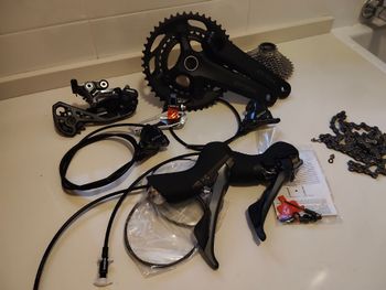 Used Shimano GRX RX810 2025 bike — image 2 of 9