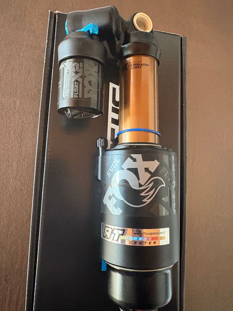 Used Fox FLOAT X2 Factory MTB Air Shock 2023 bike — image 2 of 5