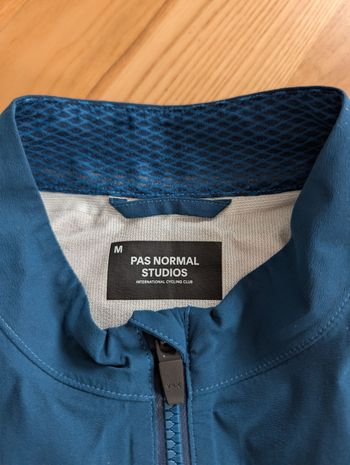 Used Pas Normal Studios Mechanism Rain Jacket (Navy Blue ) size M 2023 bike — image 5 of 6