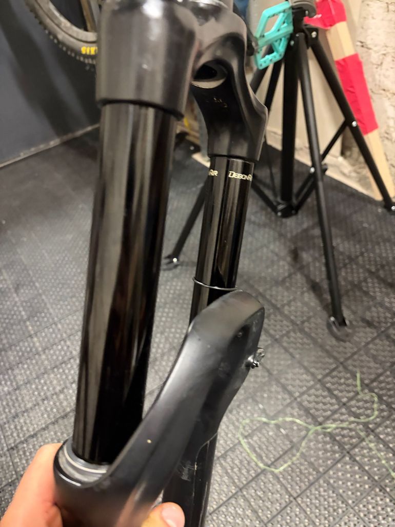 Used RockShox Lyrik Ultimate 170mm 2021 bike — image 2 of 6
