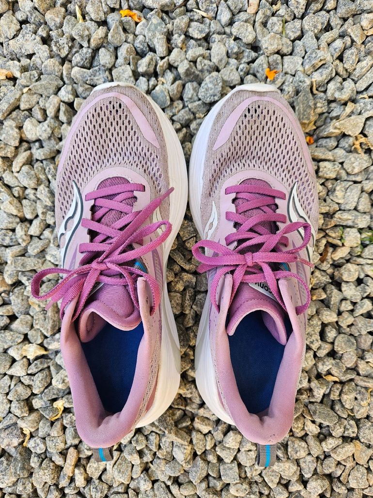 Used Saucony Chaussures courses violettes taille 40,5 bike — image 2 of 5