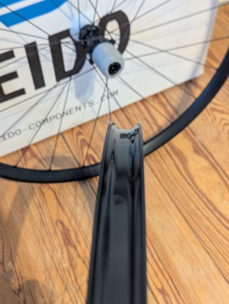 Used Seido GEON Wheelset 700C bike — image 3 of 6