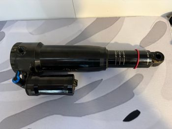 Used RockShox Super Deluxe Select+ bike — image 2 of 2