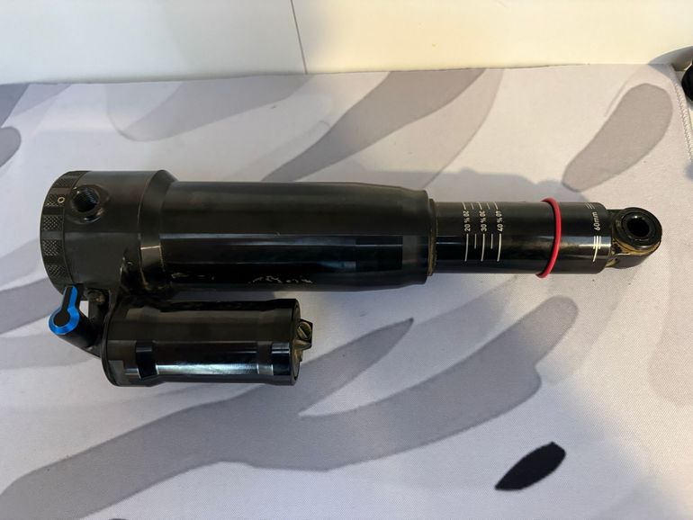 Used RockShox Super Deluxe Select+ bike — image 2 of 2