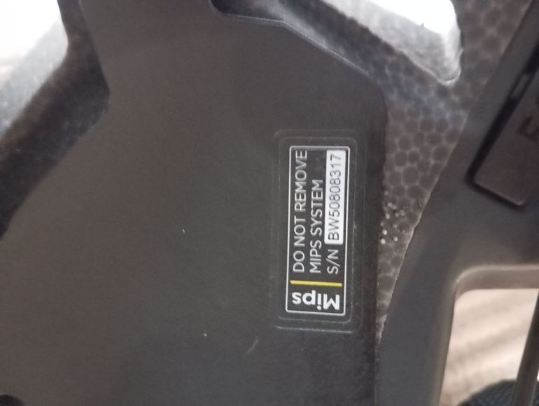 Used Fox Casco Helmet 2026 bike — image 8 of 10