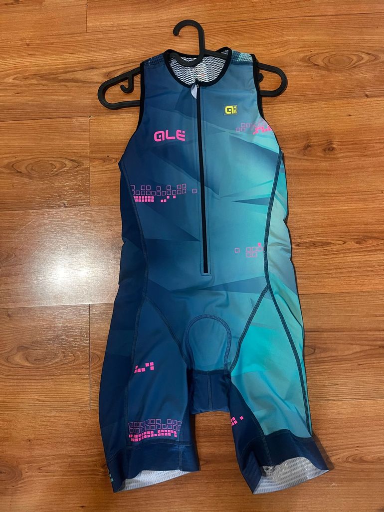 Used ALE trisuit , size m 2020 bike — image 1 of 3