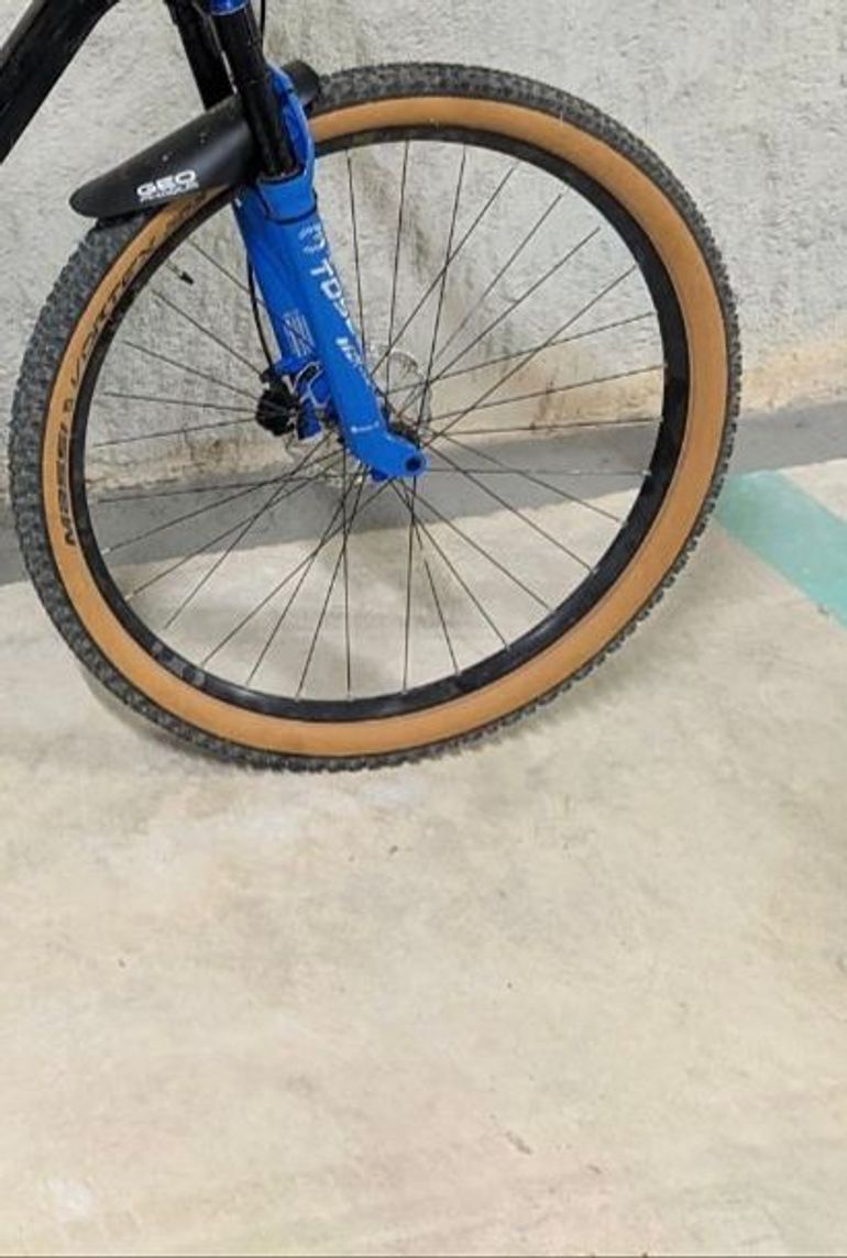 Used Orbea OC1 25c Tubeless Ready 2023 bike — image 2 of 4