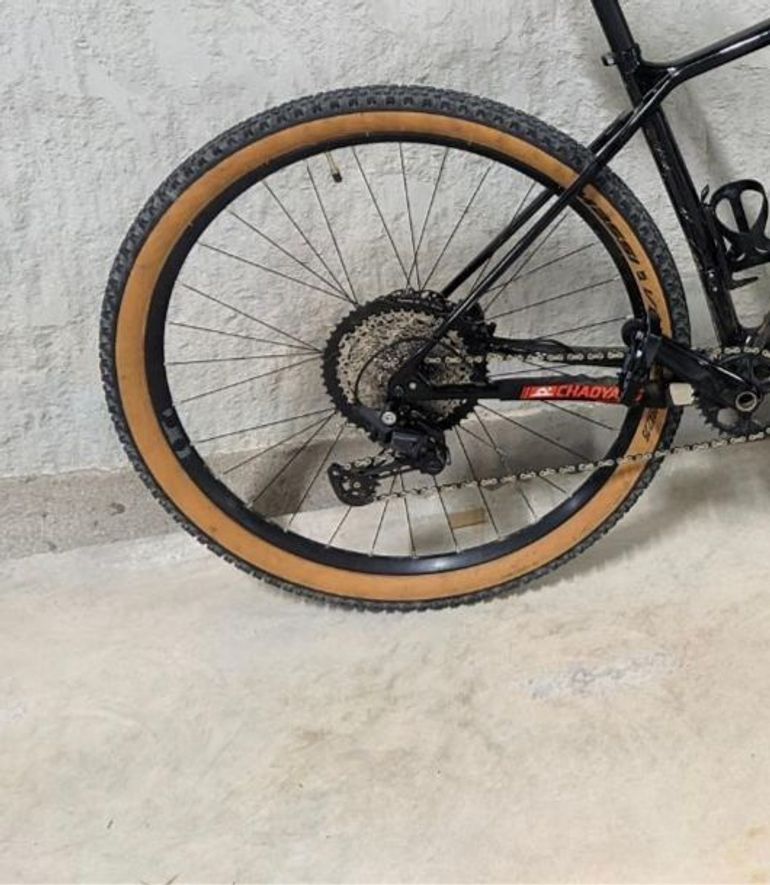 Used Orbea OC1 25c Tubeless Ready 2023 bike — image 1 of 4