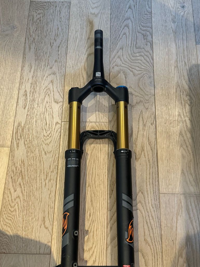 Used Fox Float 36 Kashima 27.5 150mm bike — image 10 of 12