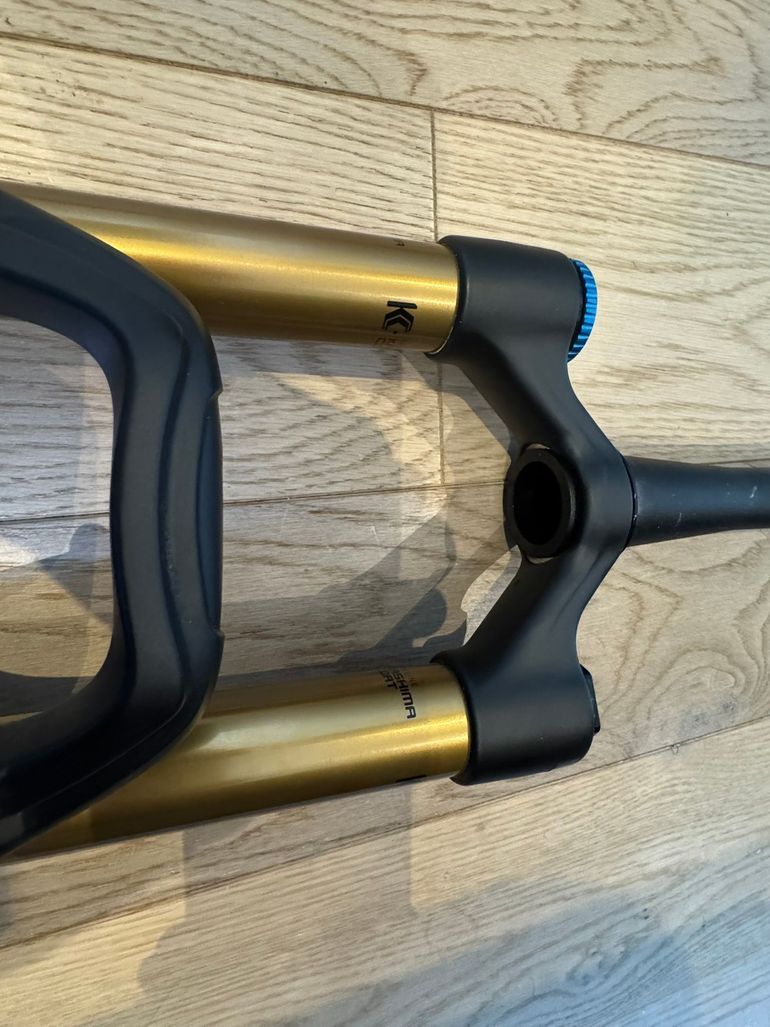 Used Fox Float 36 Kashima 27.5 150mm bike — image 5 of 12