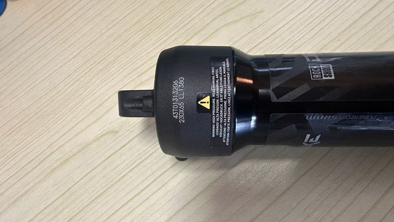Used RockShox Deluxe select + bike — image 2 of 5