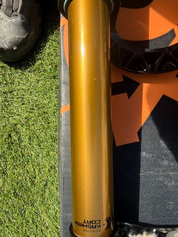 Used Fox 40 Factory Fork 2024 bike — image 6 of 11