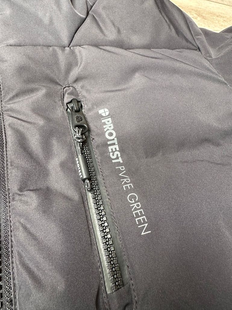 Used protest Ski Jacket 2025 bike — image 3 of 4