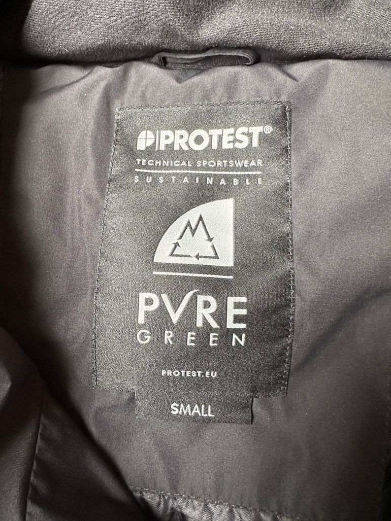 Used protest Ski Jacket 2025 bike — image 4 of 4
