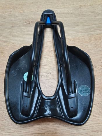 Used Selle Italia Saddle bike — image 4 of 4