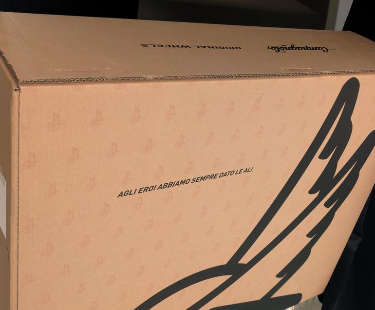 Used Campagnolo Bora Ultra WTO 45 Disc Carbon Wheelset 2-Way Fit DCS bike — image 3 of 4