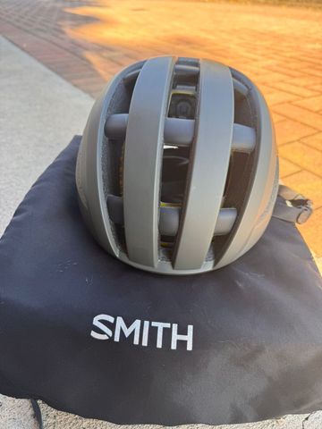 Used Smith Optics Level MIPS Matte Black 2024 Wintersport Accessories