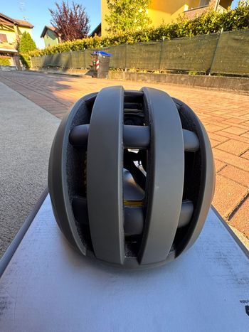 Used Smith Optics Level MIPS Matte Black 2024 bike — image 3 of 5