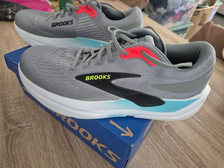 Used Brooks Ghost Max 3 bike — image 9 of 12