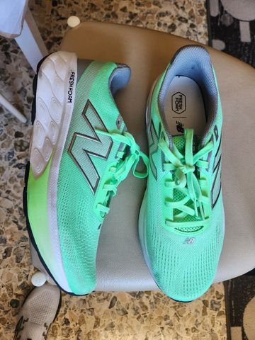 Brugt New Balance 520 2025 bike — billede 2 af 8