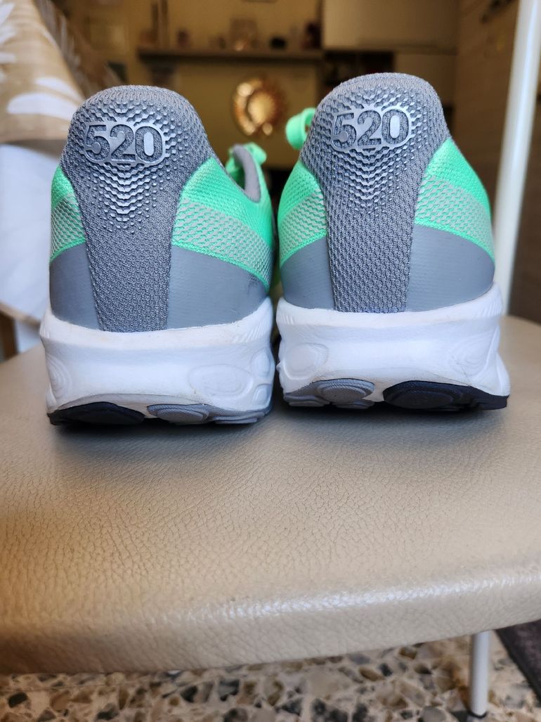 Used New Balance 520 2025 bike — image 3 of 8
