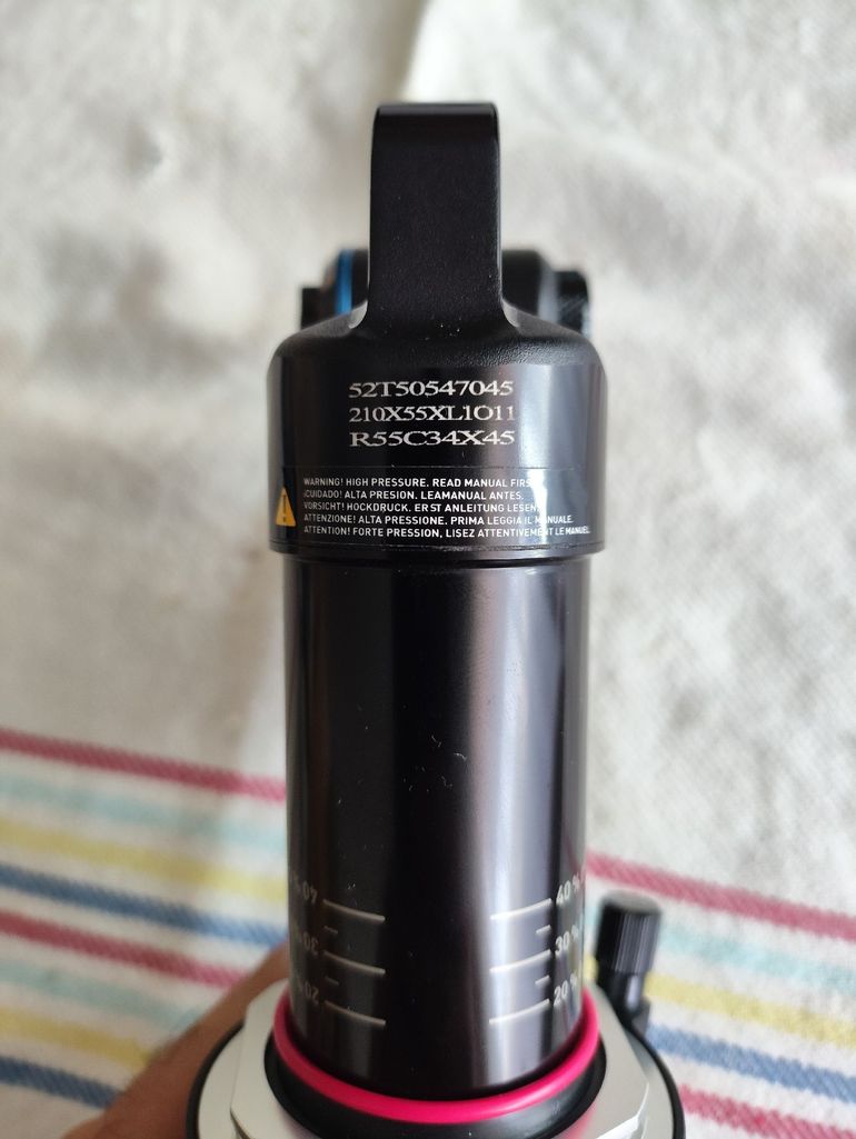 Used RockShox Vivid Air Ultimate 210x55 2026 bike — image 3 of 6