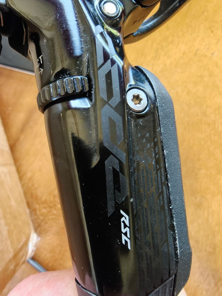 Used Sram code RSC 2024 bike — image 3 of 7