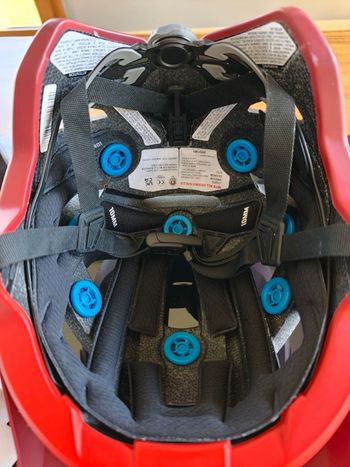 Used LEATT All mountain 2.0 MIPS 2022 bike — image 5 of 7