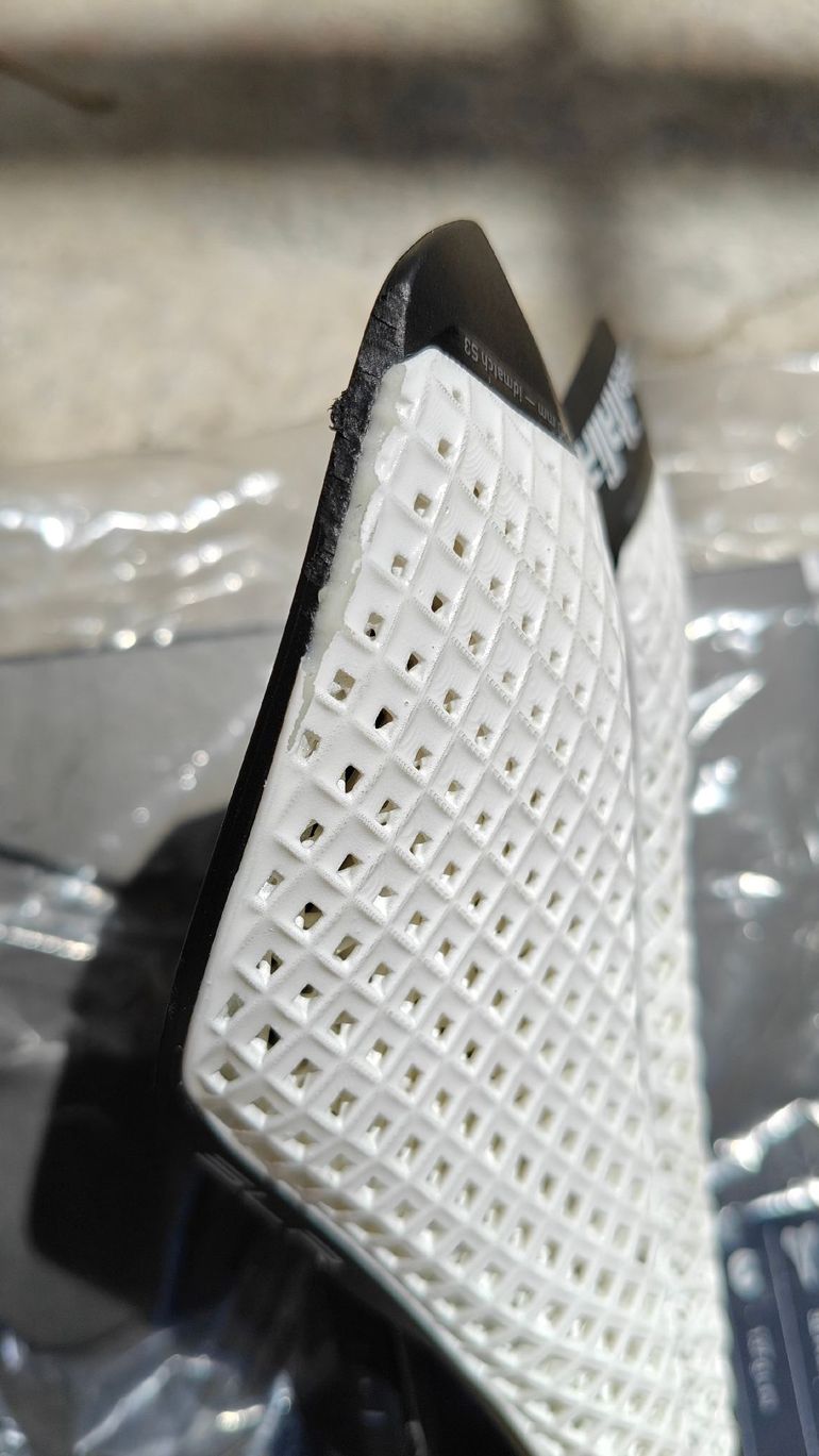 Used Selle Italia SLR 3D CARBON OPAL WHITE S3 2026 bike — image 5 of 7