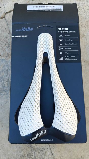 Used Selle Italia SLR 3D CARBON OPAL WHITE S3 2026 bike