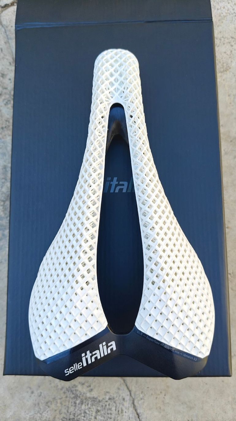 Used Selle Italia SLR 3D CARBON OPAL WHITE S3 2026 bike — image 2 of 6