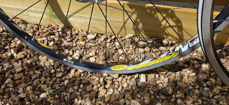 Used Mavic cross 2018 bike — image 3 of 8