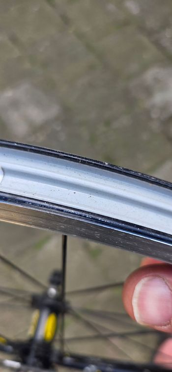 Used Mavic cross 2018 bike — image 8 of 8