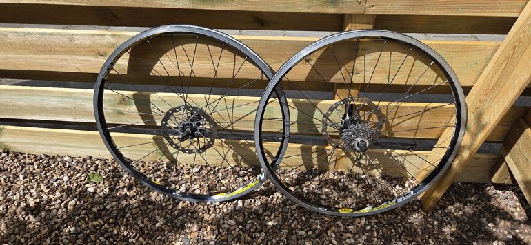 Used Mavic cross 2018 bike — image 1 of 8