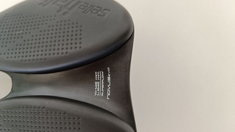 Used Selle Italia Novus Boost Evo Superflow L3 (145 mm) bike — image 2 of 6
