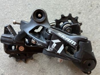 Used Sram Apex bike — image 2 of 5