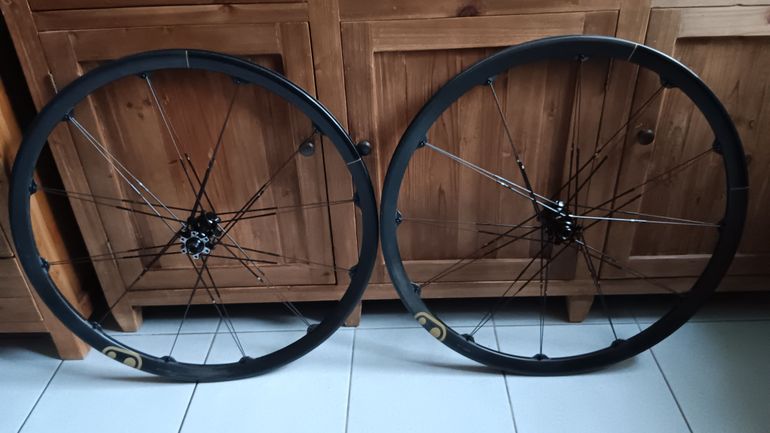 Used Crankbrothers Cobalt 11 Carbon Laufradsatz 29" 2021 bike — image 1 of 7