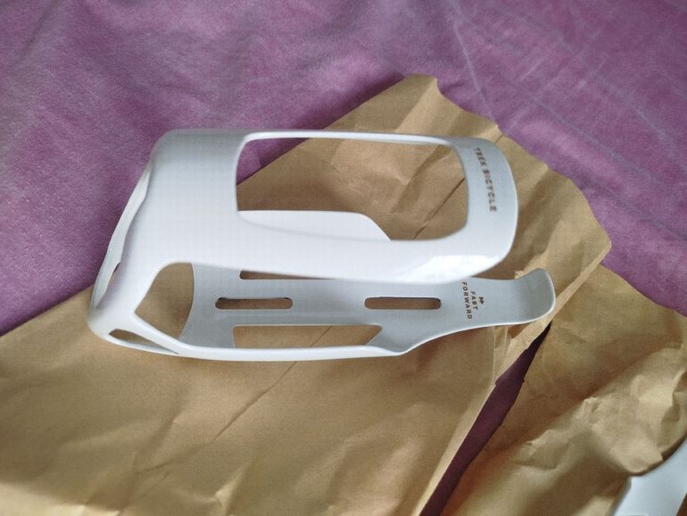 Used Bontrager SLR Bottle Cage 2026 bike — image 2 of 3