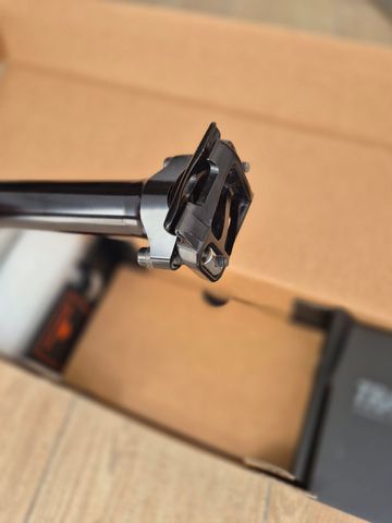Used Fox Transfer SL Dropper Post 2025 bike — image 4 of 6