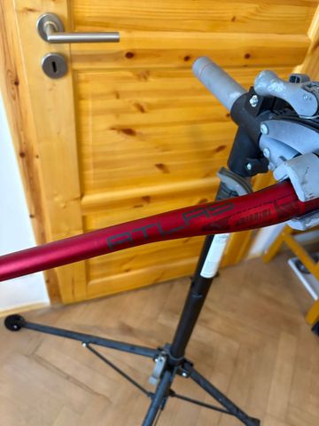 Race Face atlas 35 bike usato — immagine 3 di 3