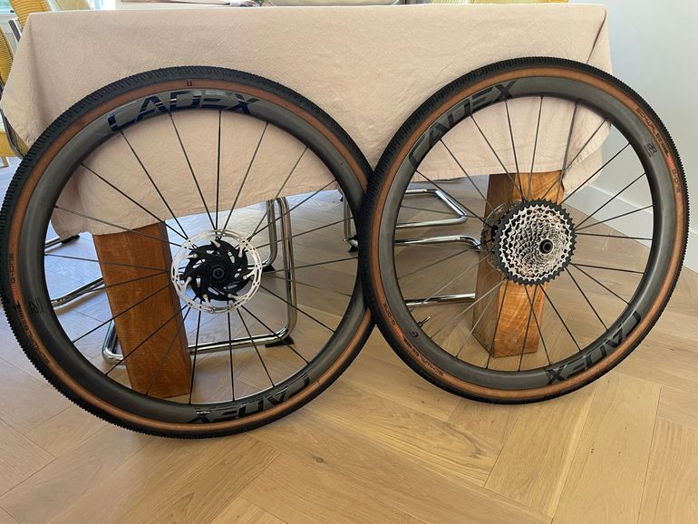 Used Cadex AR 35 Gravel Wheelset 2025 bike — image 1 of 5