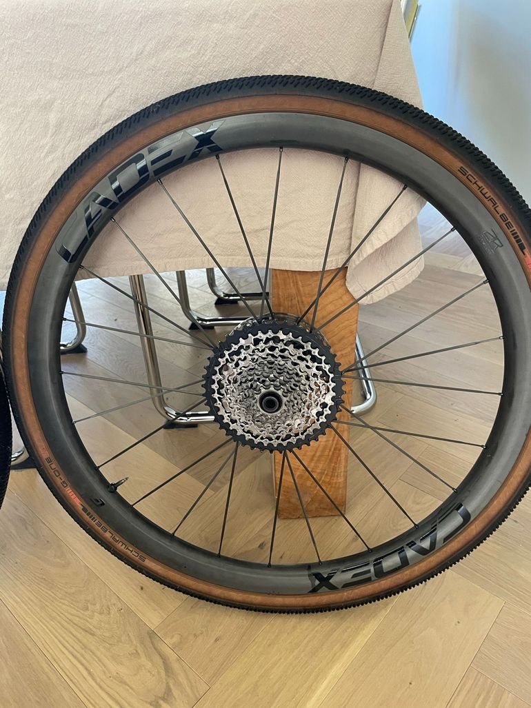 Used Cadex AR 35 Gravel Wheelset 2025 bike — image 4 of 5
