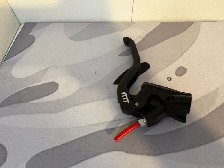 Used Magura MT5 lever bike — image 2 of 2
