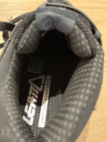 Used LEATT 4.0 Clip Shoe Hommes 2025 bike — image 5 of 5