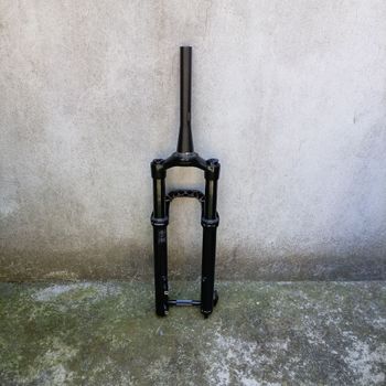 Used RockShox 35 Fork 2025 bike — image 2 of 5