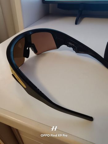 Used Oakley Meta Vanguard Prizm 24K Lenses, Black Frame 2025 bike — image 7 of 7