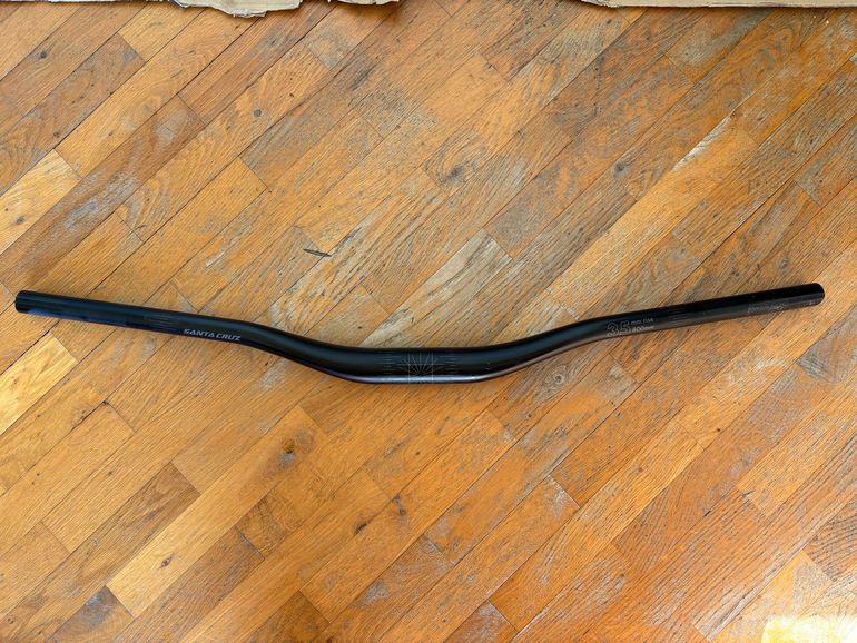 Used Santa Cruz Carbon 35 800mm Riser 35 bike — image 1 of 5